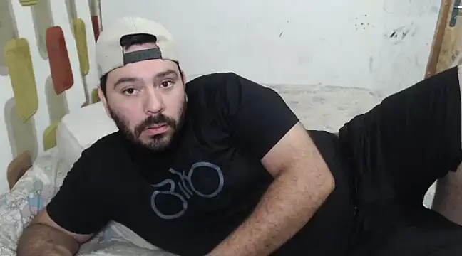 Snapshot of lucasprloco chatting on 12.16.24 lucasprloco online show from 12.16.24