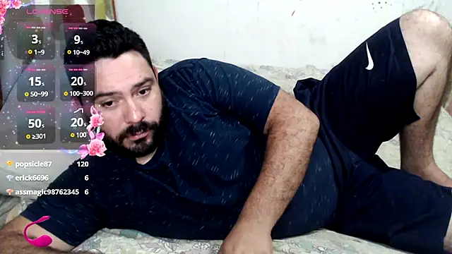 Snapshot of lucasprloco chatting on 01.05.25 lucasprloco online show from 01.05.25