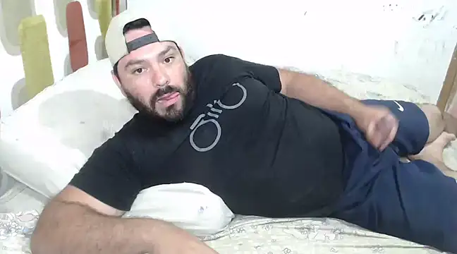 Snapshot of lucasprloco chatting on 01.26.25 lucasprloco online show from 01.26.25