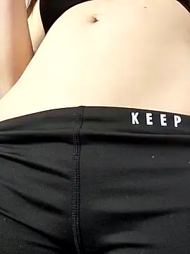 Amira Milker online show from 11.13.25