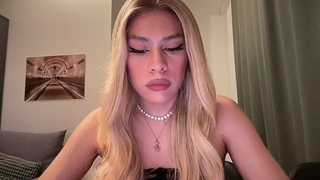 saray doll online show from 03.05.26