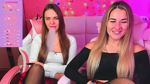 ivannatompsonnn online show from 11.17.25