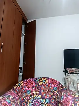 Snapshot of Van3orgasm4me chatting on 09.24.25 Van3orgasm4me online show from 09.24.25