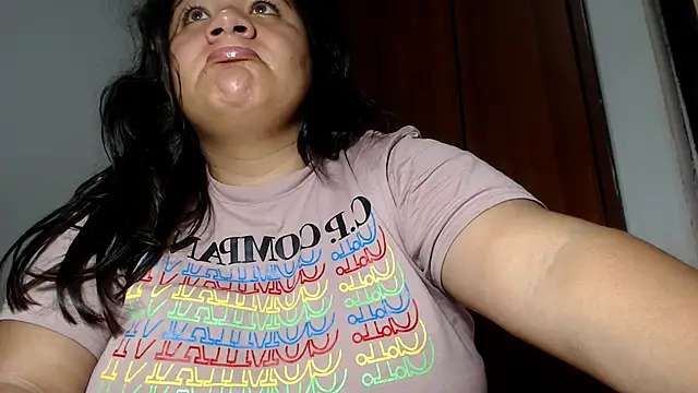 Snapshot of Van3orgasm4me chatting on 04.07.26 Van3orgasm4me online show from 04.07.26