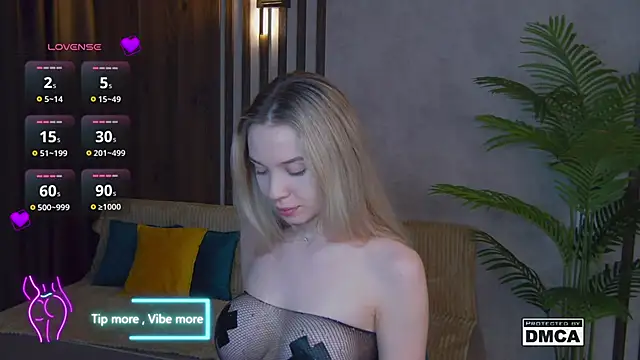 Holl1Would online show from 02.01.25