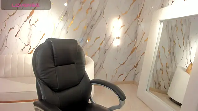 Snapshot of LexieWayne chatting on 03.01.25 LexieWayne online show from 03.01.25