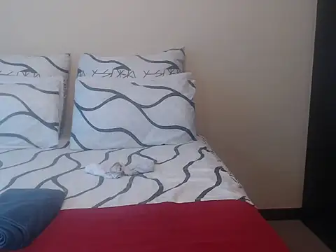 yummycherryxx online show from 04.01.26