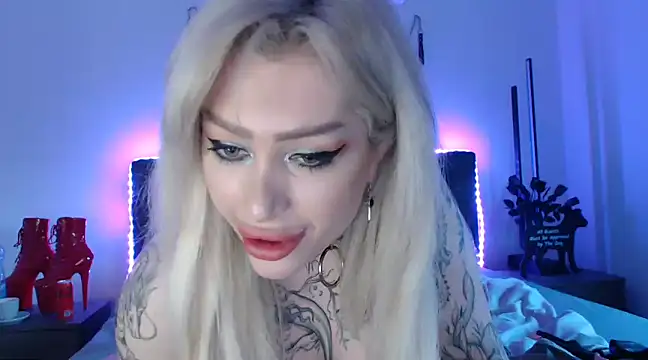 Snapshot of JennaLinn chatting on 01.11.25 JennaLinn online show from 01.11.25