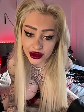 Snapshot of JennaLinn chatting on 03.02.25 JennaLinn online show from 03.02.25