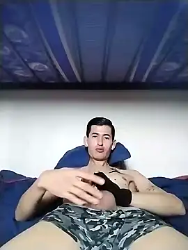 Snapshot of BIG___BEN chatting on 12.17.24 BIG BEN online show from 12.17.24