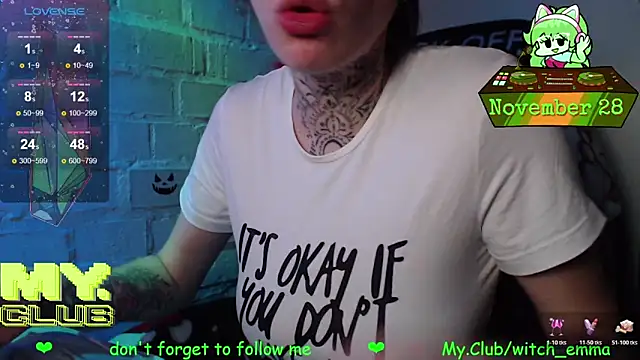 Witch Emma online show from 11.28.25