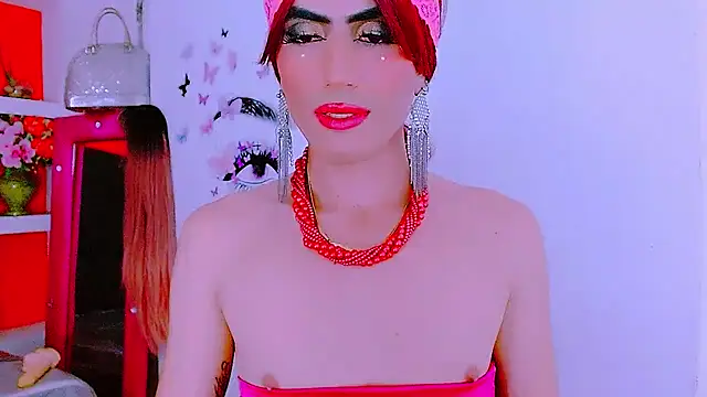 Snapshot of priscilahotker chatting on 01.18.25 priscilahotker online show from 01.18.25