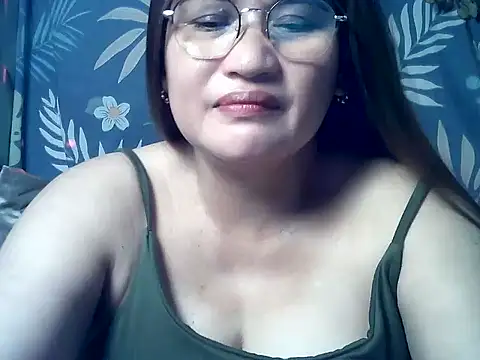 Snapshot of Amazing_Angel22 chatting on 05.11.26 Amazing Angel22 online show from 05.11.26