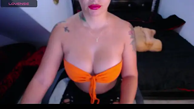 sara  stone1 online show from 12.20.24