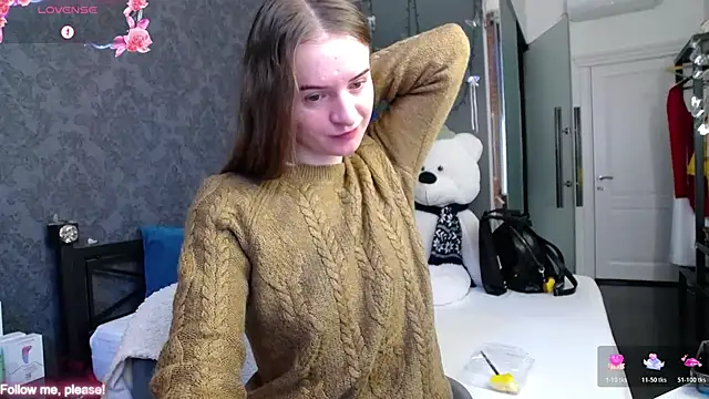 KateJonson online show from 11.19.25