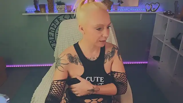 Jan ina online show from 01.25.25