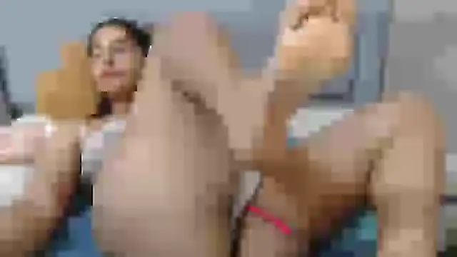 Snapshot of gatitas_traviesas chatting on 12.20.24 gatitas traviesas online show from 12.20.24