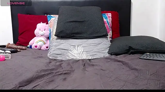 Margaret milf online show from 04.19.26