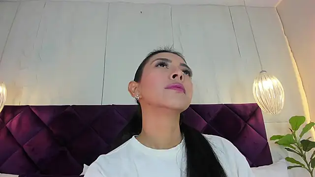Snapshot of _BunnyNaugthy chatting on 06.27.26 BunnyNaugthy online show from 06.27.26