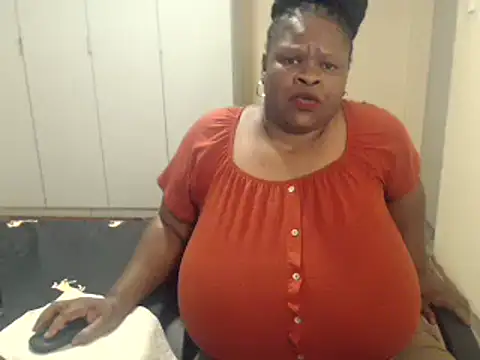 sweetnoziexx online show from 02.17.25