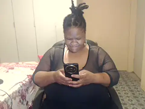 sweetnoziexx online show from 11.28.25