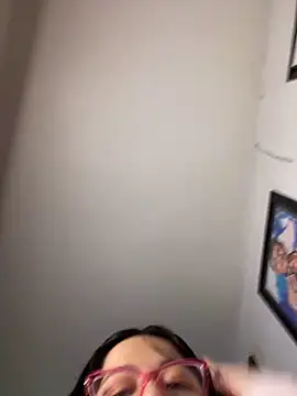 MsConejitaa online show from 10.20.25