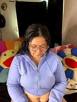 MsConejitaa online show from 11.19.25