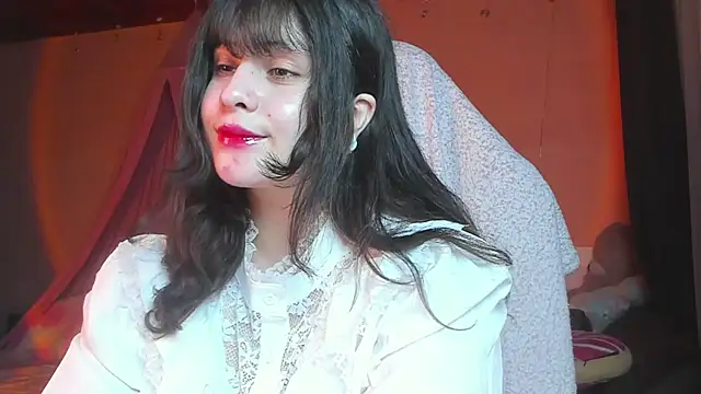 Snapshot of Renooh chatting on 03.06.25 Renooh online show from 03.06.25