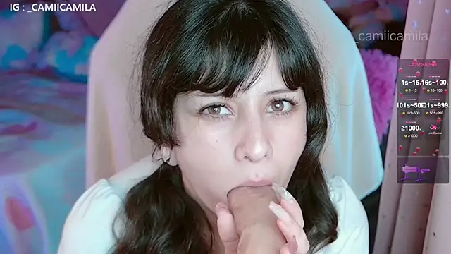 Snapshot of Renooh chatting on 11.25.25 Renooh online show from 11.25.25