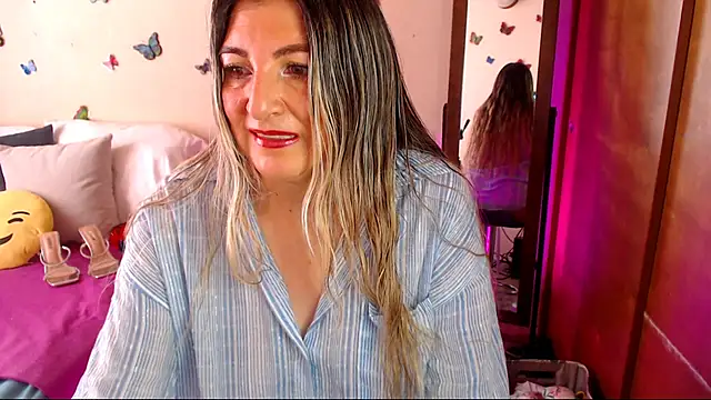 Jolie-Mature online show from 03.23.26