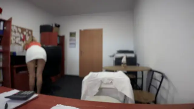 legsLONG online show from 12.18.24