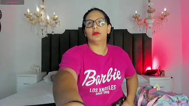 DanielleEvans  online show from 09.10.25