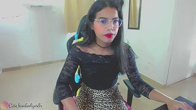 Kim Wexler online show from 02.23.25