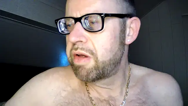 FABIOGLASSES online show from 10.03.25