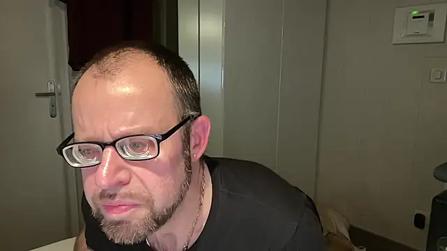 FABIOGLASSES online show from 02.15.26