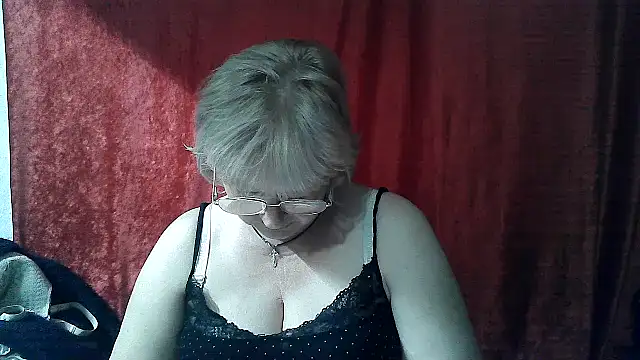 Snapshot of Gina_Marlyn chatting on 04.30.26 Gina Marlyn online show from 04.30.26