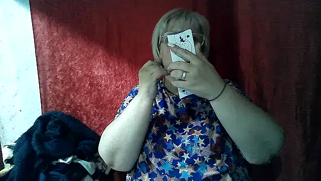 Snapshot of Gina_Marlyn chatting on 05.06.26 Gina Marlyn online show from 05.06.26