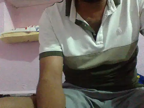 Snapshot of Tushar7972 chatting on 10.30.25 Tushar7972 online show from 10.30.25