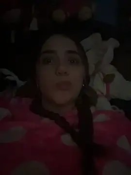 Snapshot of ShelbyHagen chatting on 11.03.25 ShelbyHagen online show from 11.03.25