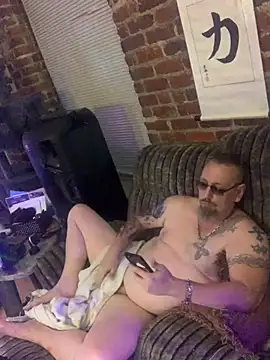 Snapshot of Littledick007007 chatting on 07.24.26 Littledick007007 online show from 07.24.26