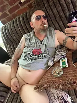 Snapshot of Littledick007007 chatting on 08.05.26 Littledick007007 online show from 08.05.26