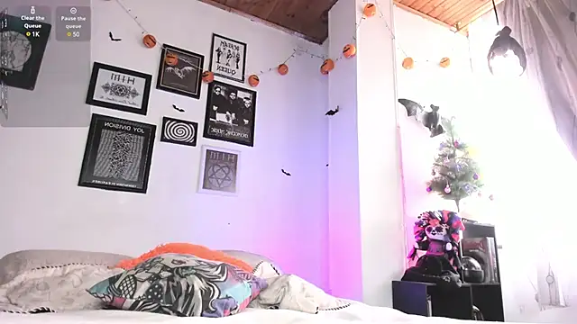 gothic do11 online show from 12.21.24