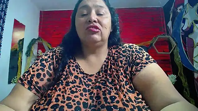 Snapshot of TistMature chatting on 01.10.25 TistMature online show from 01.10.25