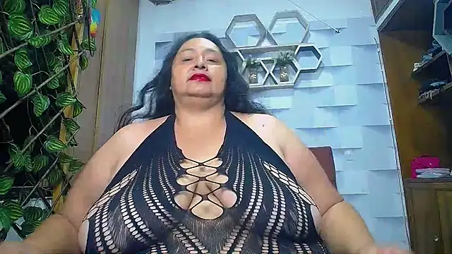 Snapshot of TistMature chatting on 09.11.25 TistMature online show from 09.11.25
