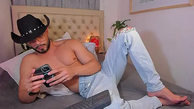 Josseph1  online show from 01.25.25