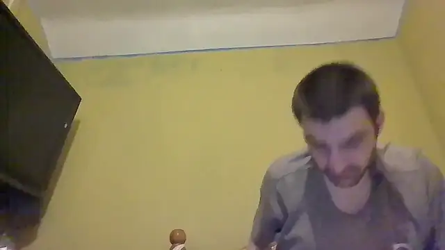 ThatGuyNextDoor1992 online show from 02.18.25