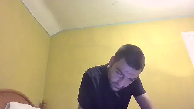 ThatGuyNextDoor1992 online show from 03.07.25