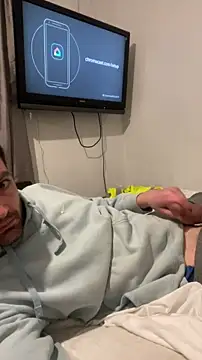 ThatGuyNextDoor1992 online show from 02.14.26