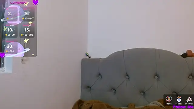 Red-moon1 online show from 01.04.25