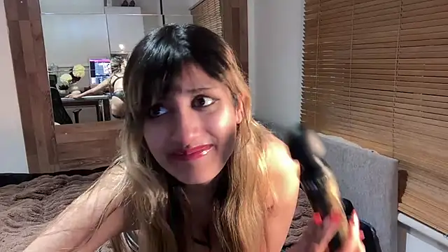 Snapshot of Focal_Humorist99 chatting on 12.06.24 Focal Humorist99 online show from 12.06.24